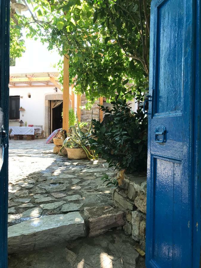 Villa Mylopetra Traditional House *